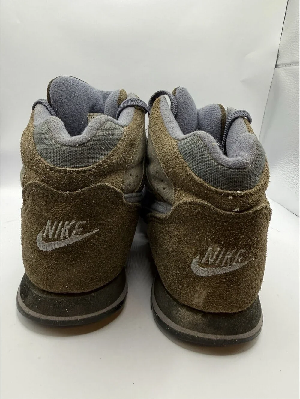 VTG 90s Nike ACG Caldera Mid Trail Hiking Boots Gray/Purple Suede Size 7.5